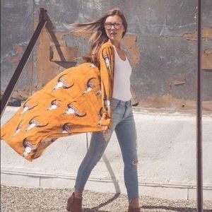 Bullhorn Layering Cardigan